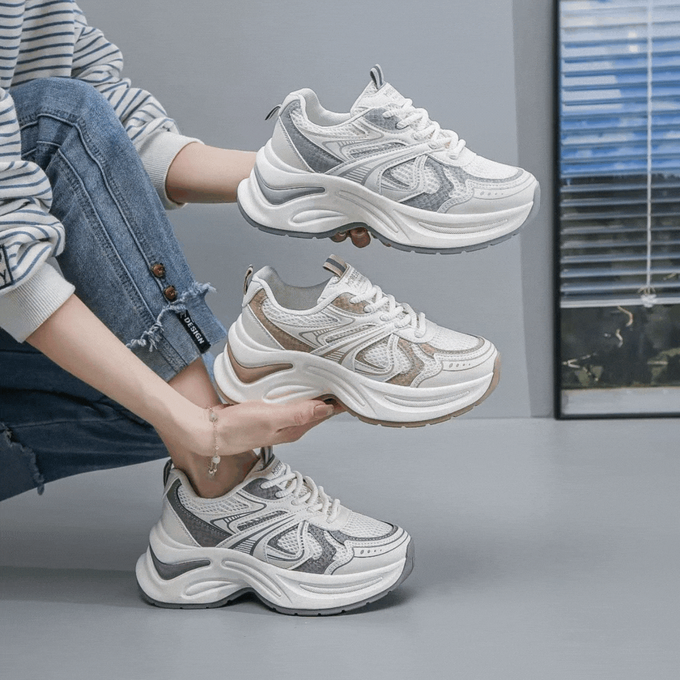 Gray helmet for bikers